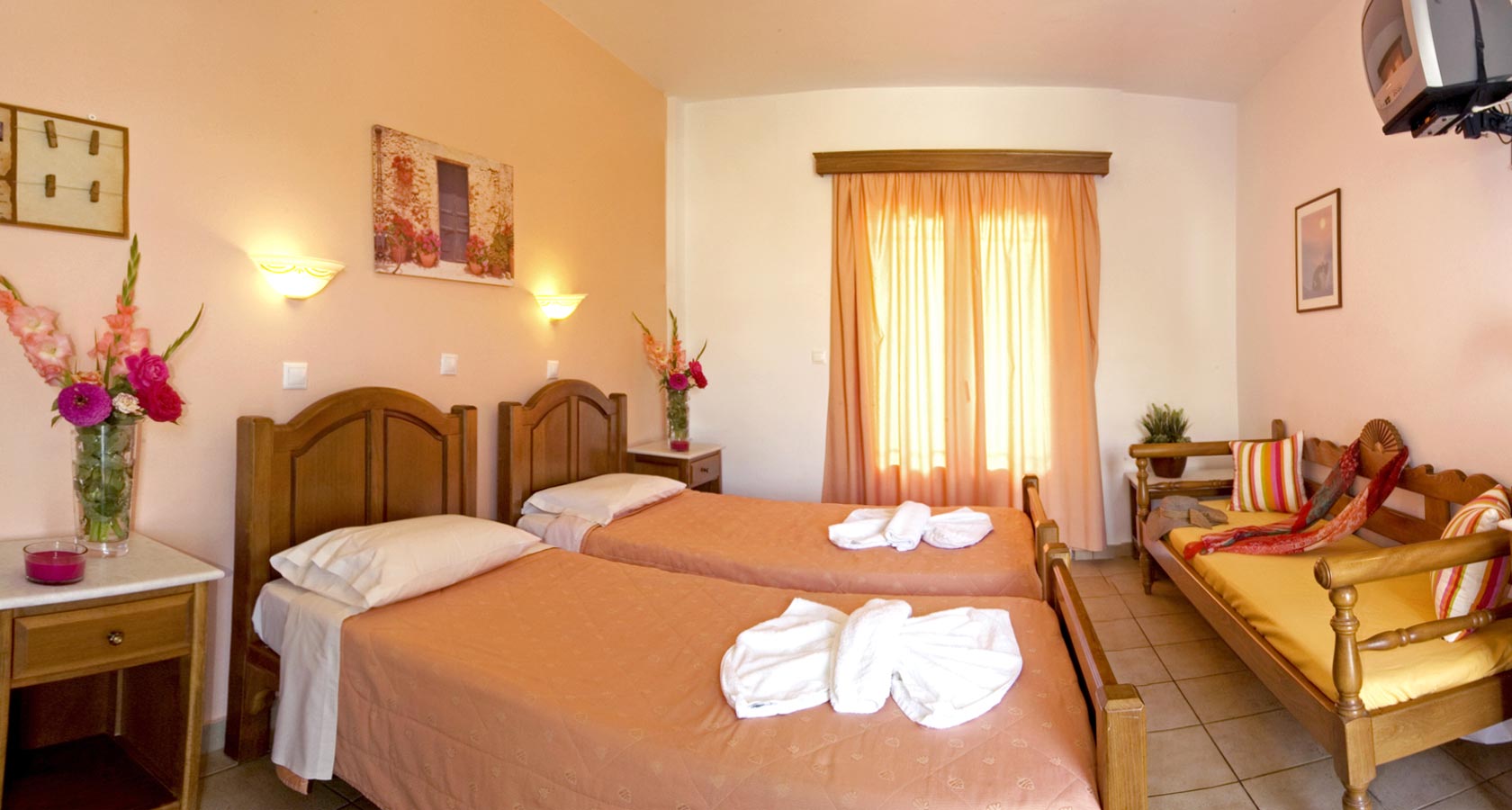 Room of Hermes Hotel in island Greece - Ios Accommodation